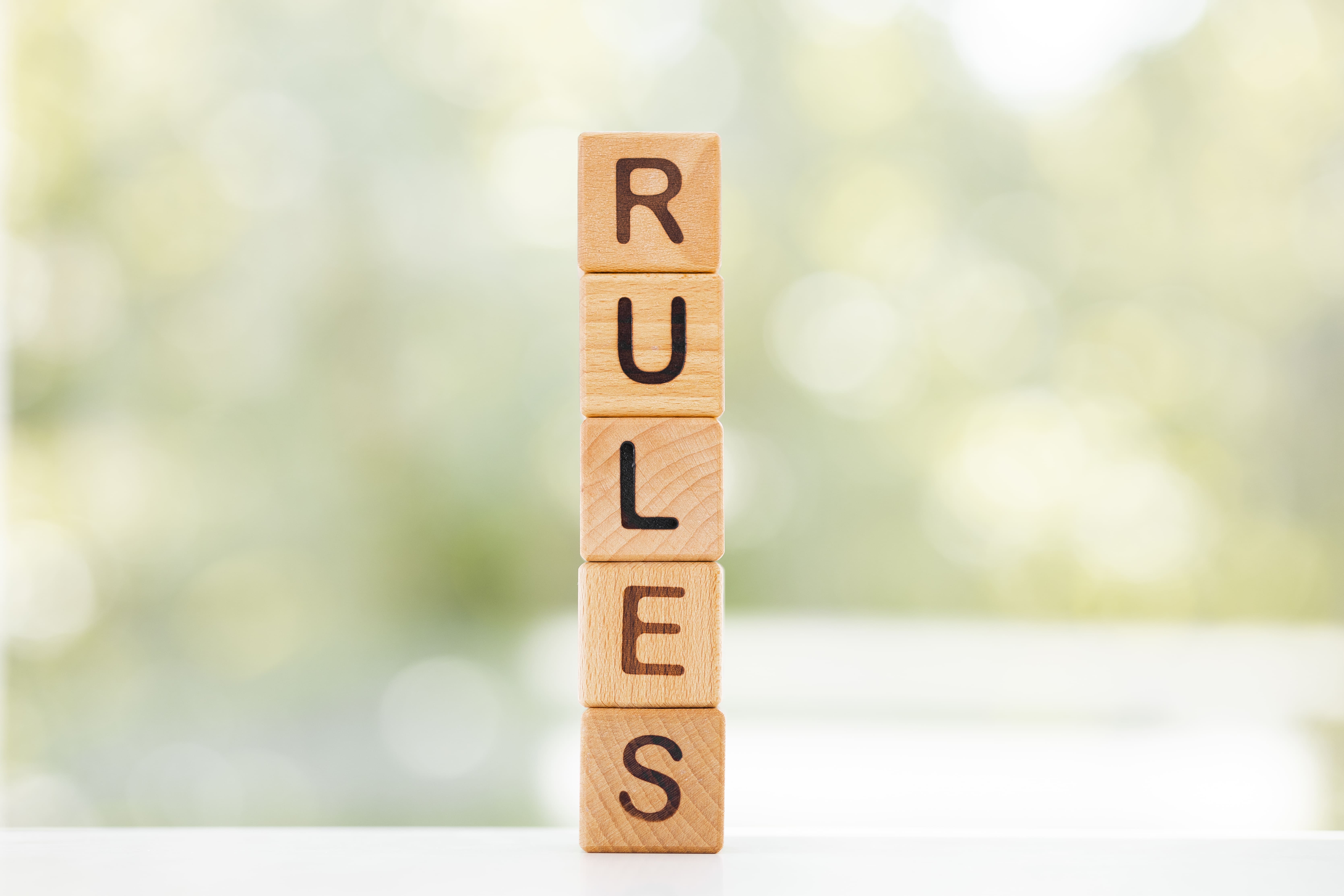 word-rules-wooden-cubes